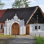 C.p. 9 3*