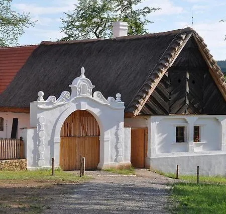 č.p. 9 3*